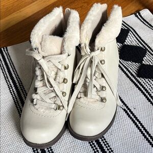 White Faux Fur-Lined Lace-Up Boots